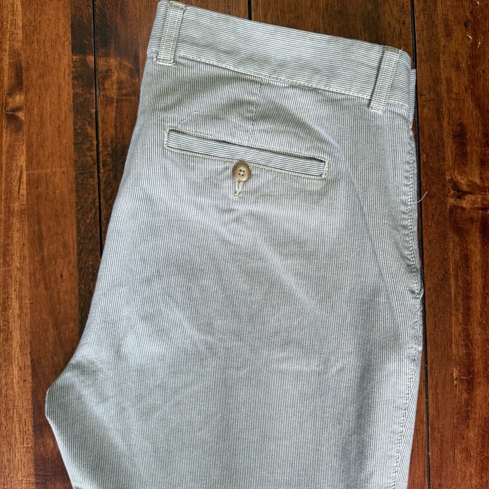 Women’s Striped Gap Girlfriend Khakis Size 10R - Picture 14 of 14